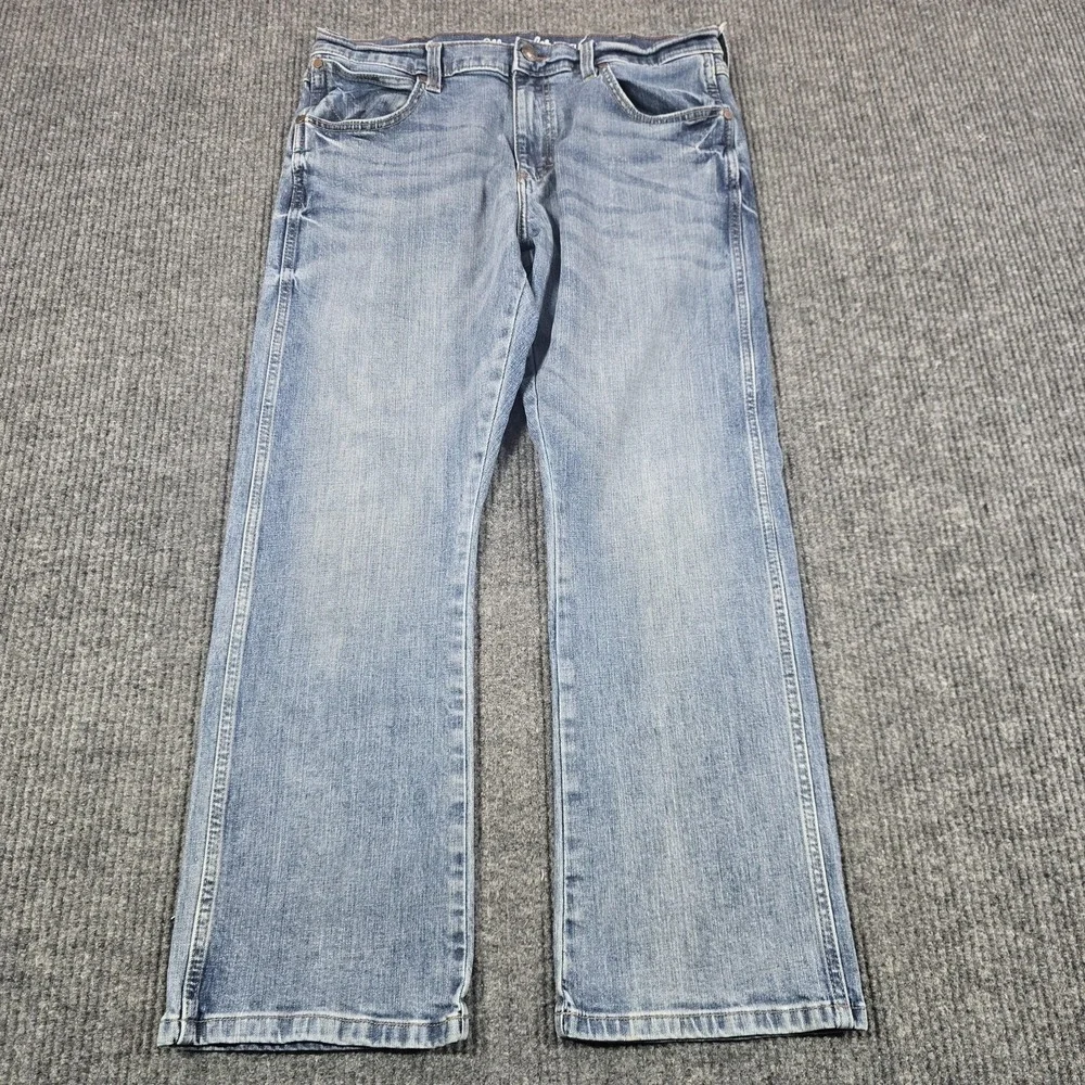 Wrangler Retro Relaxed Boot Jeans Mens 34x30 Blue Bootcut Light Wash Denim 32x28